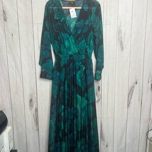 Elegant Green Floral Maxi Dress